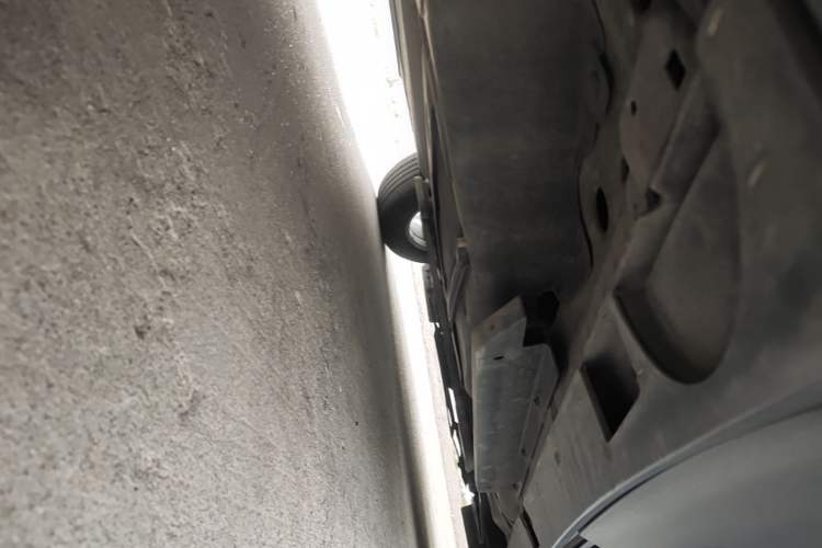 Used Buick Envision 2017 20T Two-Wheel Drive Leading Version Right Side Sill
