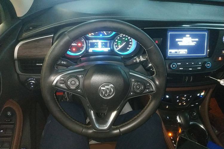 Used Buick Envision 2017 28T Four-Wheel Drive Elite Model Steering Wheel