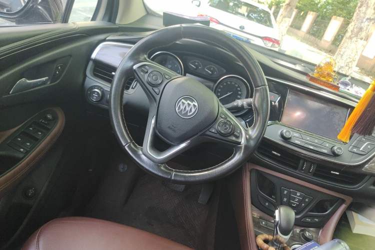 Used Buick Envision 2017 20T Two-Wheel Drive Luxury Model Steering Wheel