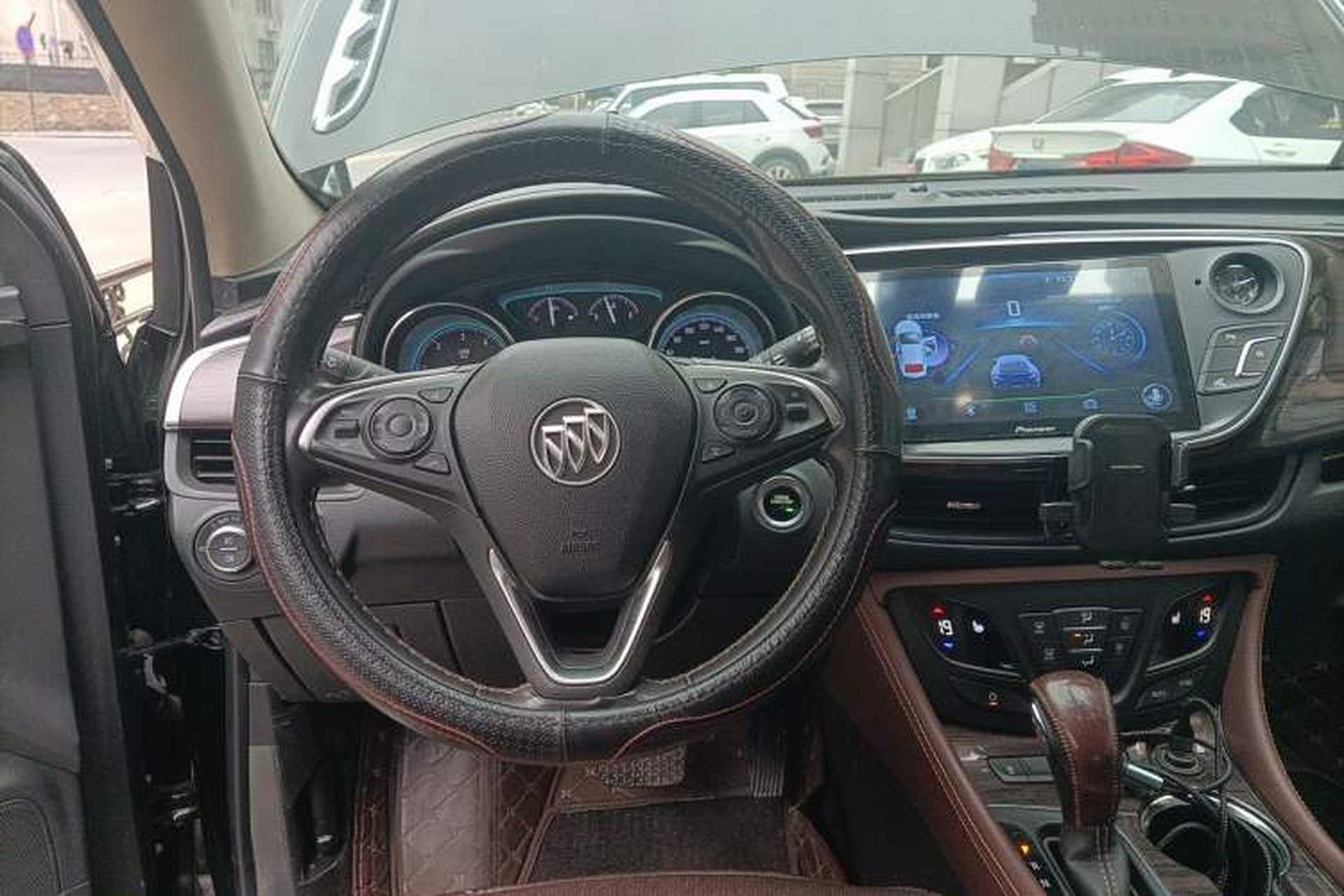 Used Buick Envision 2017 20T Two-Wheel Drive Luxury Model Steering Wheel