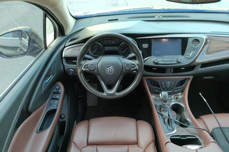Used Buick Envision 2017 28T Four-Wheel Drive Luxury Model Steering Wheel
