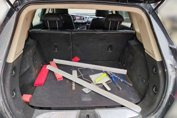 Used Buick Envision 2017 20T Two-Wheel Drive Elite Version Trunk