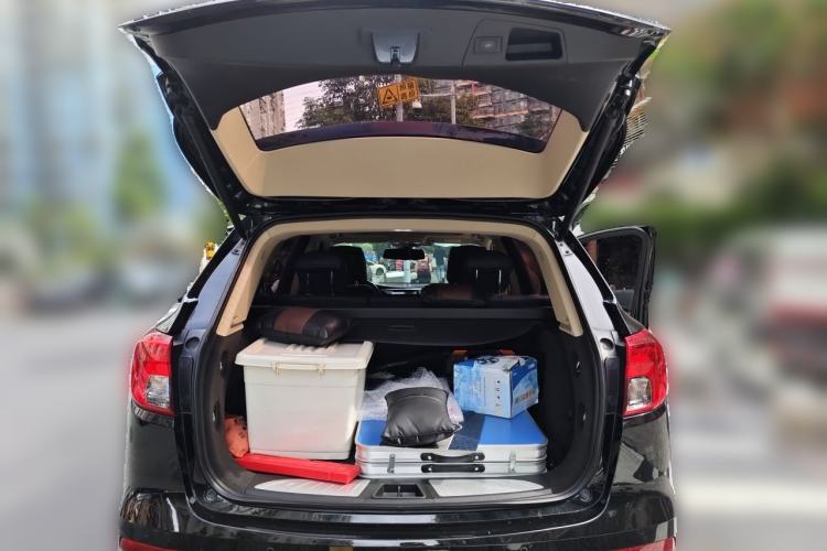 Used Buick Envision 2017 20T Two-Wheel Drive Elite Version Trunk