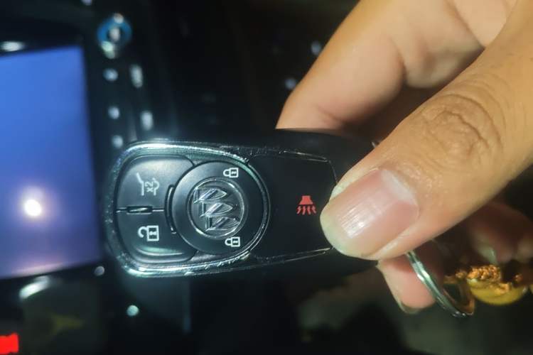 Used Buick Envision 2017 20T Four-Wheel Drive Luxury Model Vehicle Key