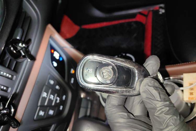 Used Buick Envision 2017 20T Two-Wheel Drive Elite Version Vehicle Key