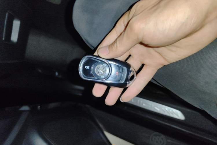 Used Buick Envision 2017 20T Two-Wheel Drive Elite Version Vehicle Key