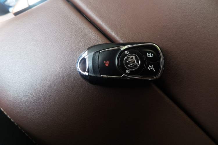 Used Buick Envision 2017 28T Four-Wheel Drive Elite Model Vehicle Key