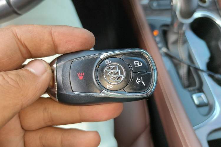 Used Buick Envision 2017 28T Four-Wheel Drive Luxury Model Vehicle Key