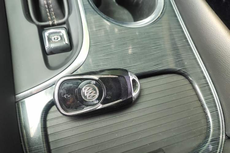 Used Buick Envision 2017 20T Two-Wheel Drive Leading Version Vehicle Key