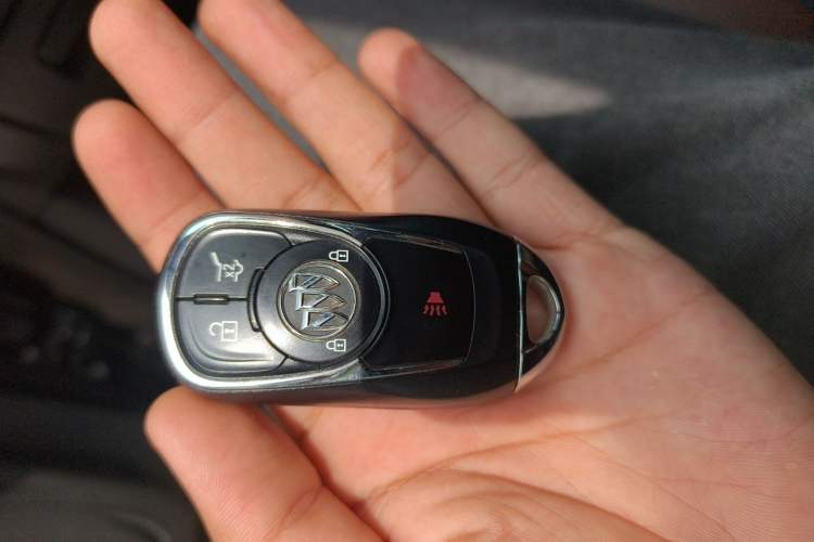 Used Buick Envision 2017 28T Four-Wheel Drive Elite Model Vehicle Key