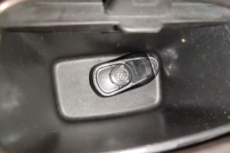 Used Buick Envision 2017 20T Two-Wheel Drive Elite Version Vehicle Key