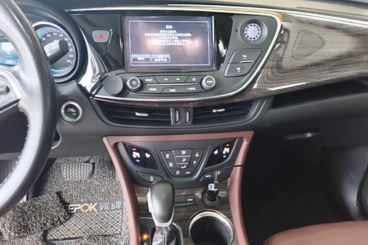 Used Buick Envision 2017 28T Four-Wheel Drive Elite Model Audio And AC Panel