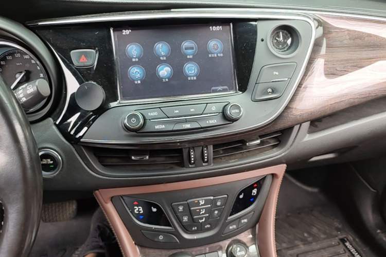 Used Buick Envision 2017 28T Four-Wheel Drive Elite Model Audio And AC Panel