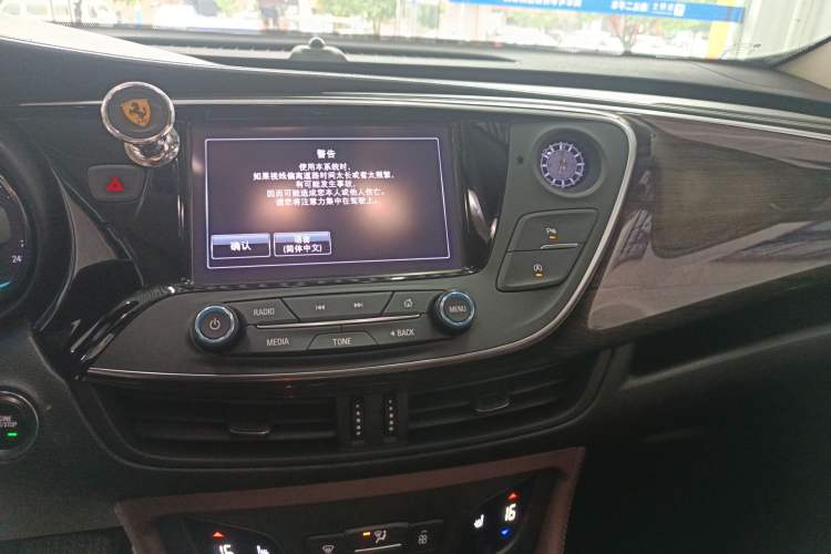 Used Buick Envision 2017 20T Two-Wheel Drive Elite Version Audio And AC Panel