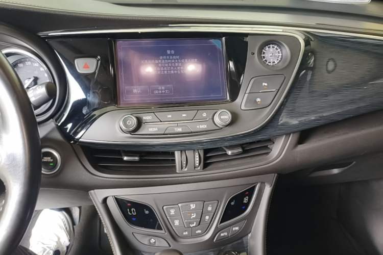 Used Buick Envision 2017 28T Four-Wheel Drive Elite Model Audio And AC Panel