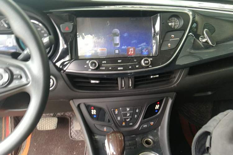 Used Buick Envision 2017 20T Two-Wheel Drive Leading Version Audio And AC Panel