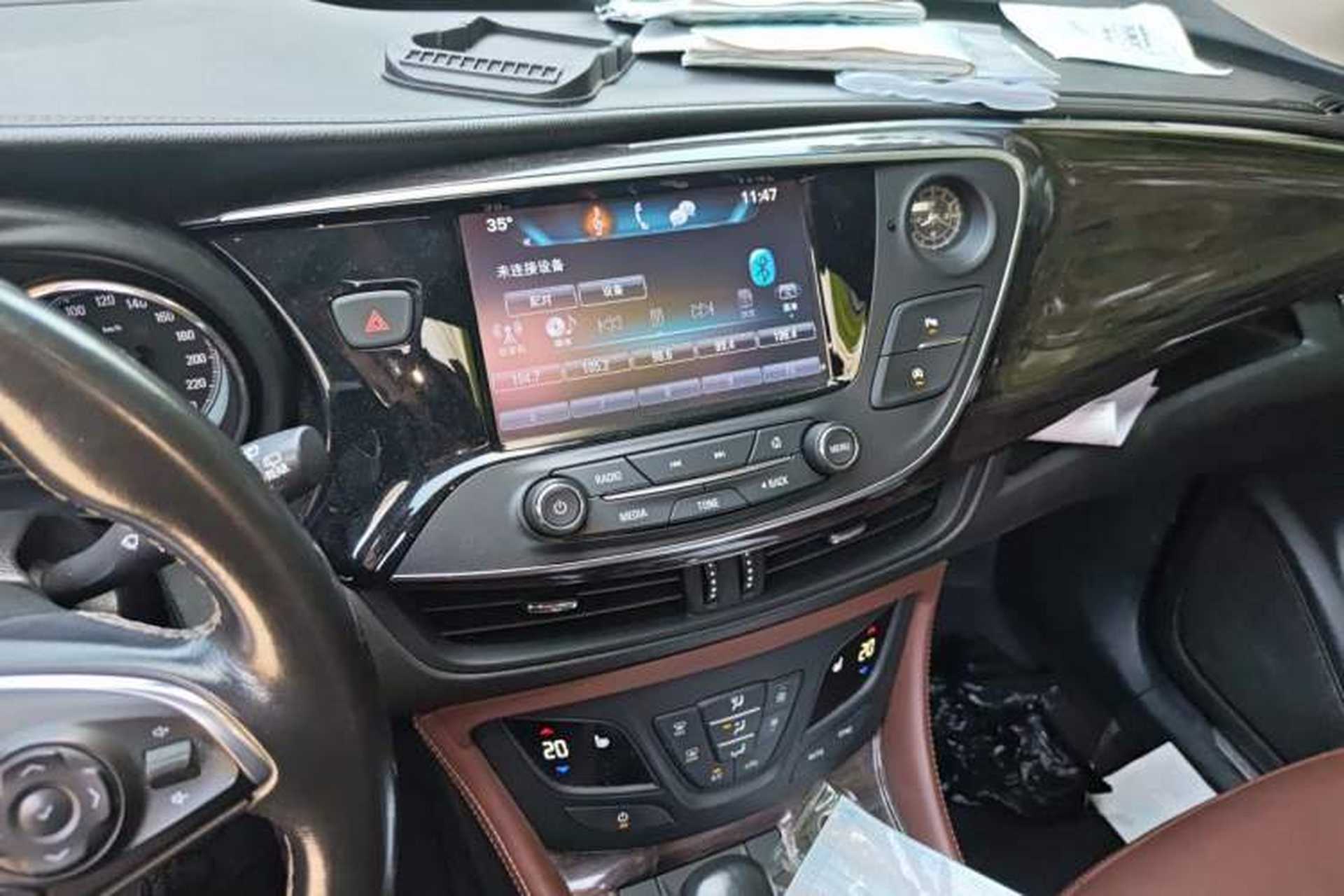 Used Buick Envision 2017 20T Two-Wheel Drive Elite Version Audio And AC Panel