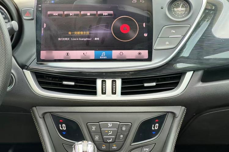 Used Buick Envision 2017 20T Two-Wheel Drive Leading Version Audio And AC Panel