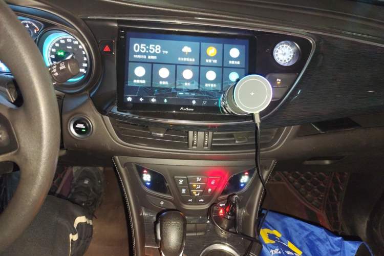 Used Buick Envision 2017 20T Two-Wheel Drive Leading Version Audio And AC Panel