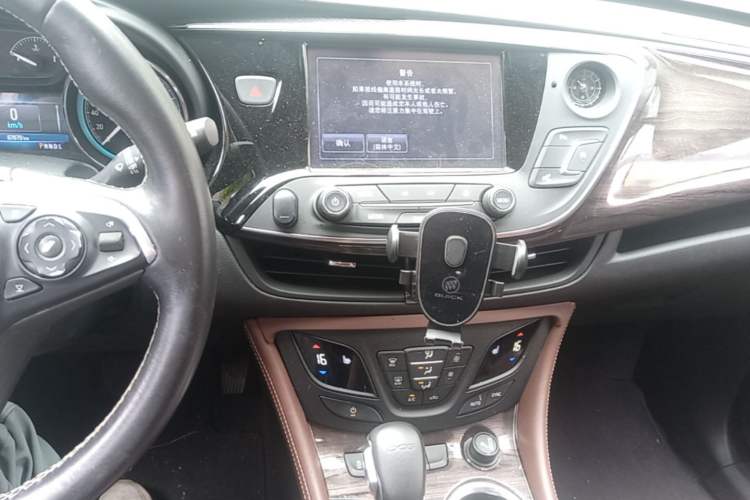 Used Buick Envision 2017 20T Two-Wheel Drive Luxury Model Audio And AC Panel