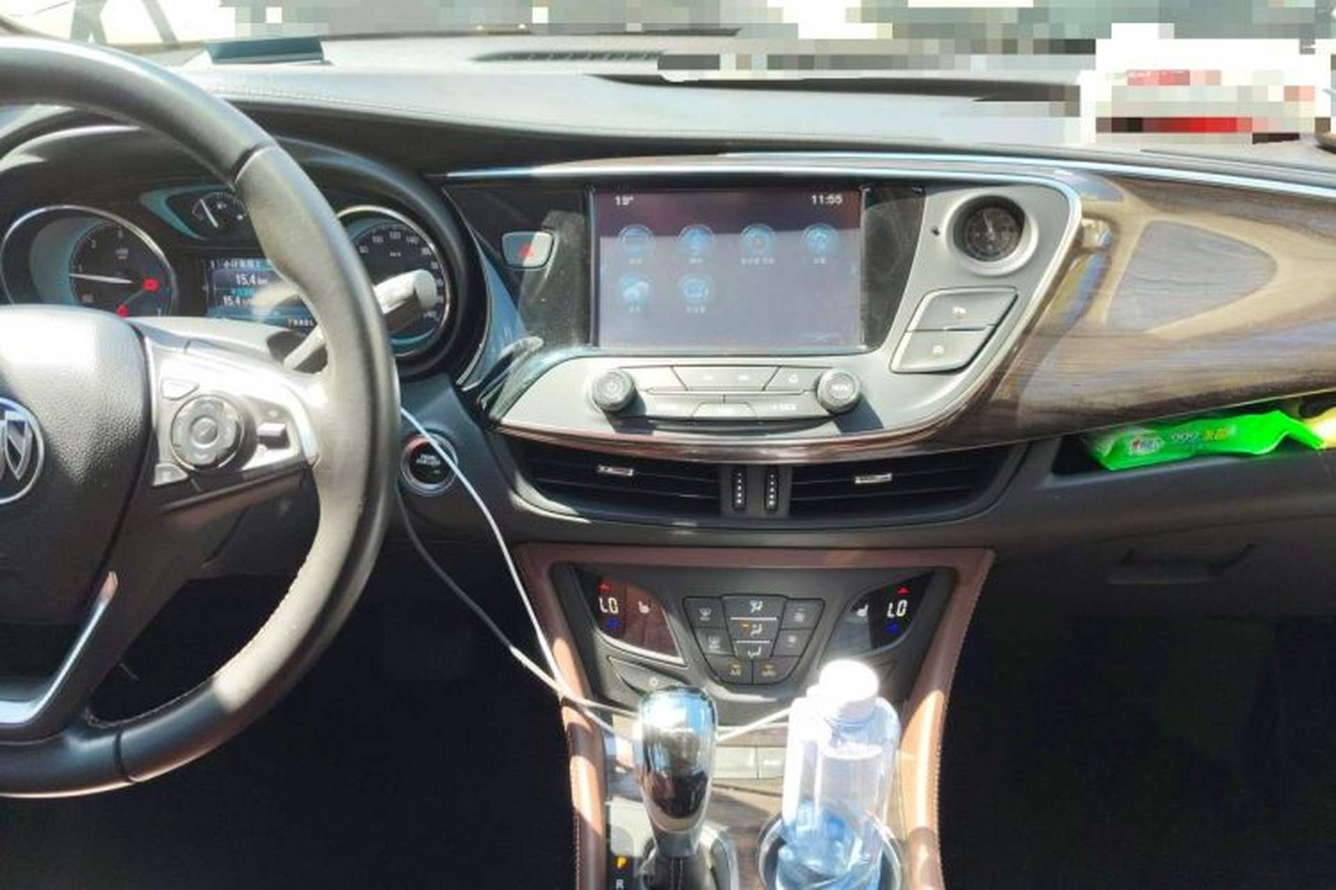 Used Buick Envision 2017 28T Four-Wheel Drive Elite Model Audio And AC Panel