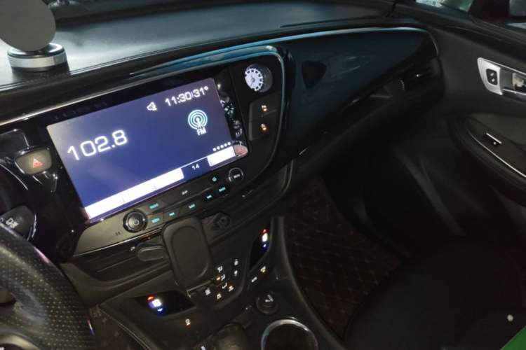Used Buick Envision 2017 20T Two-Wheel Drive Leading Version Audio And AC Panel