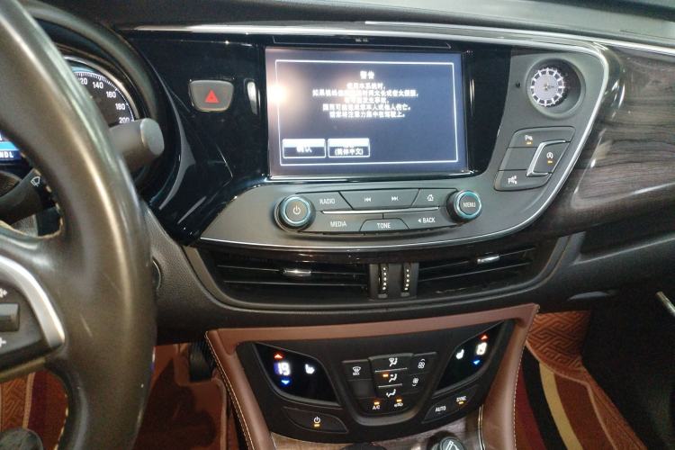 Used Buick Envision 2017 20T Two-Wheel Drive Luxury Model Audio And AC Panel