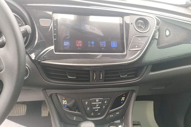 Used Buick Envision 2017 20T Two-Wheel Drive Leading Version Audio And AC Panel