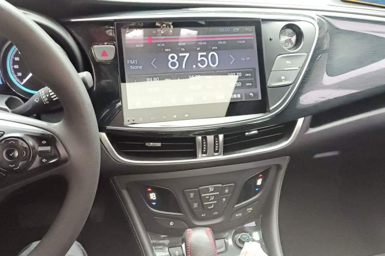 Used Buick Envision 2017 20T Two-Wheel Drive Leading Version Audio And AC Panel