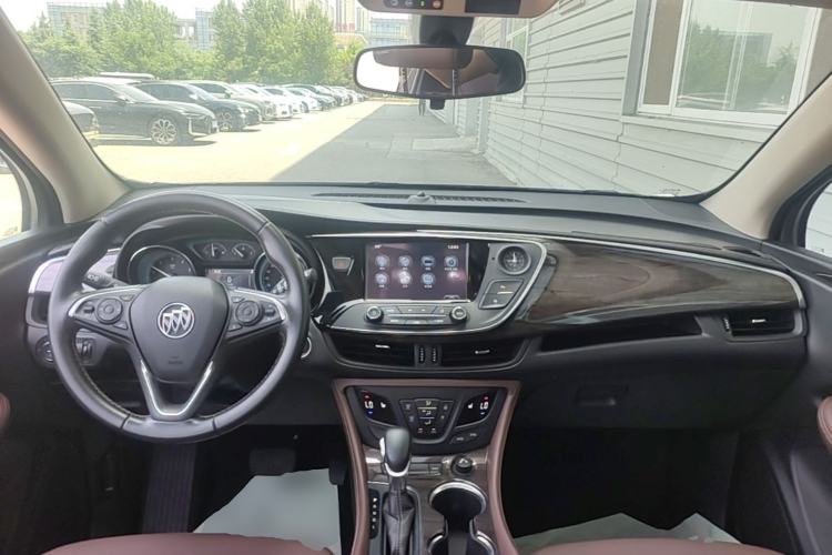 Used Buick Envision 2017 28T Four-Wheel Drive Elite Model Center Console