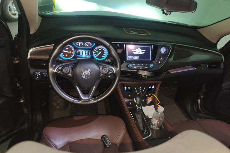 Used Buick Envision 2017 20T Two-Wheel Drive Elite Version Center Console
