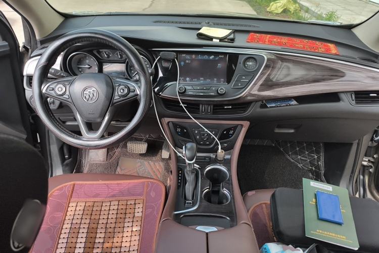 Used Buick Envision 2017 28T Four-Wheel Drive Elite Model Center Console
