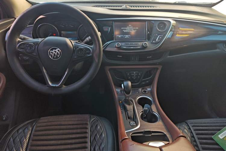 Used Buick Envision 2017 20T Two-Wheel Drive Luxury Model Center Console