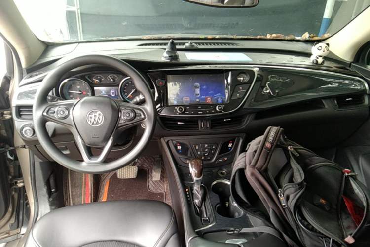 Used Buick Envision 2017 20T Two-Wheel Drive Leading Version Center Console