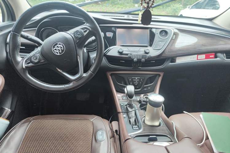Used Buick Envision 2017 20T Two-Wheel Drive Elite Version Center Console
