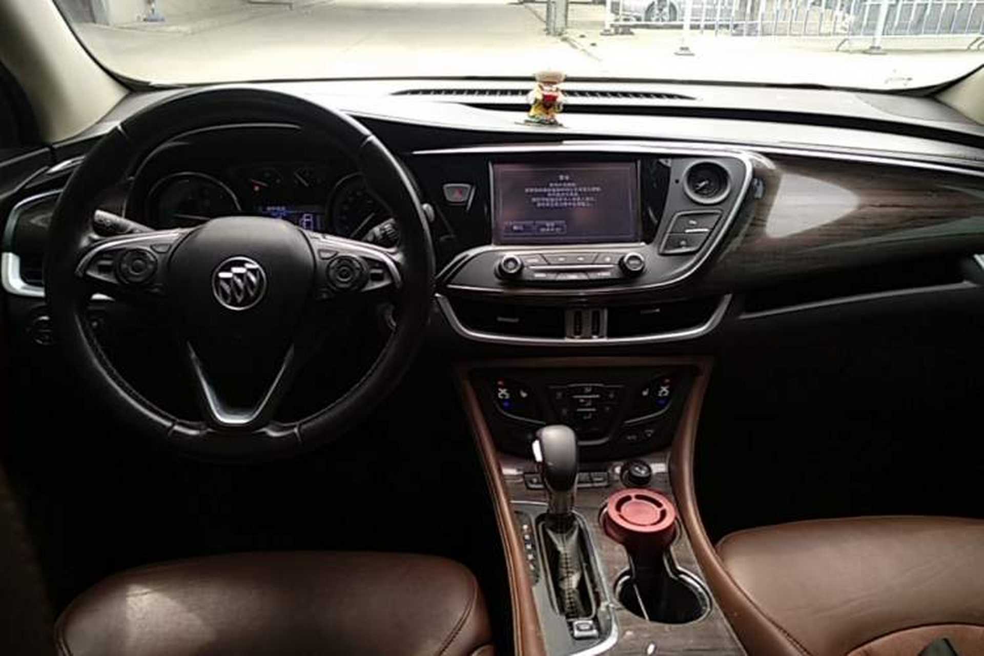 Used Buick Envision 2017 28T Four-Wheel Drive Elite Model Center Console