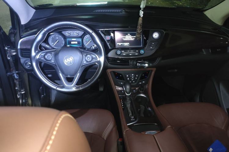 Used Buick Envision 2017 28T Four-Wheel Drive Elite Model Center Console