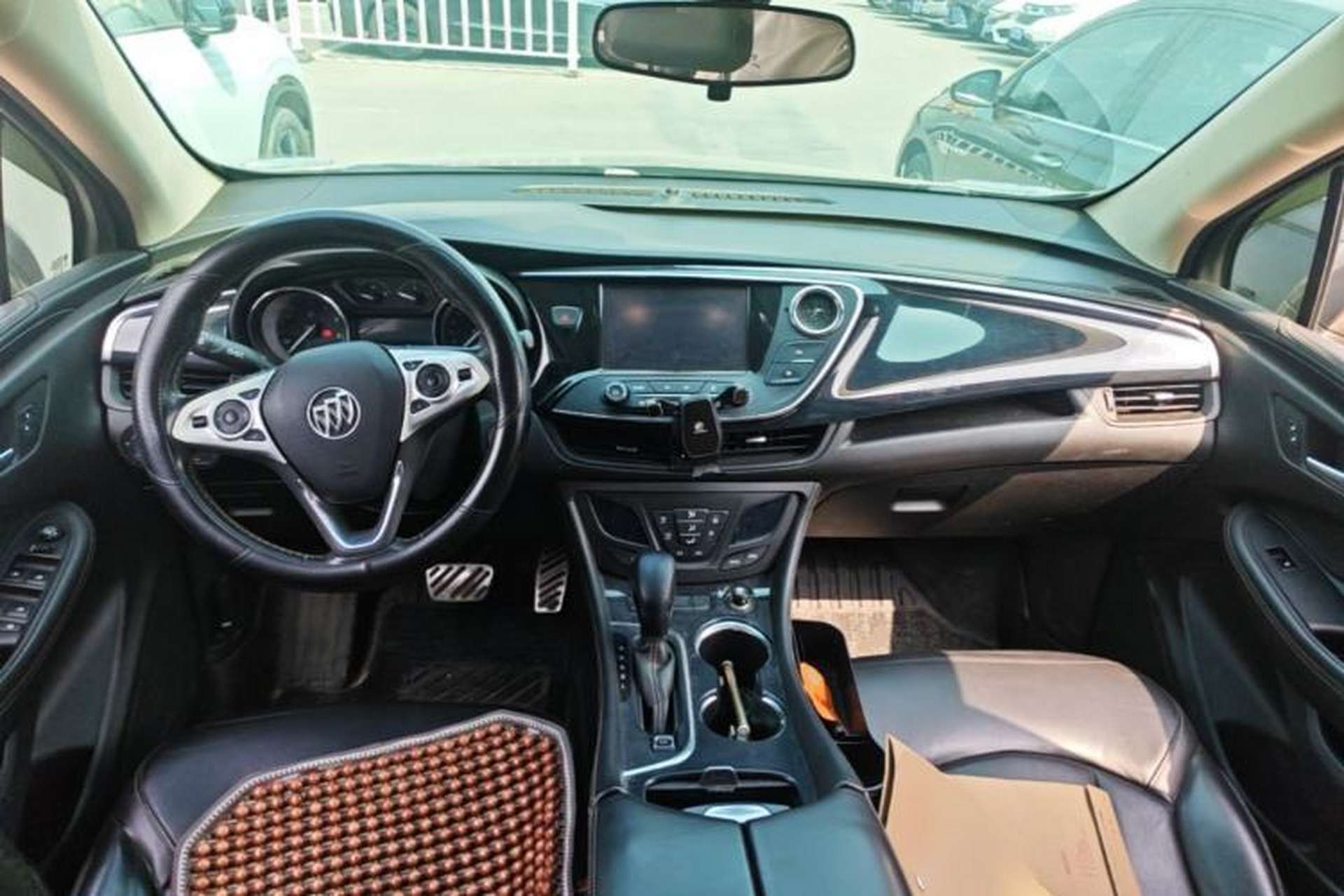 Used Buick Envision 2017 20T Two-Wheel Drive Elite Version Center Console