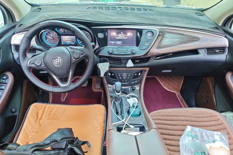 Used Buick Envision 2017 28T Four-Wheel Drive Elite Model Center Console