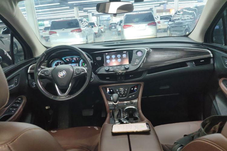 Used Buick Envision 2017 28T Four-Wheel Drive Elite Model Center Console
