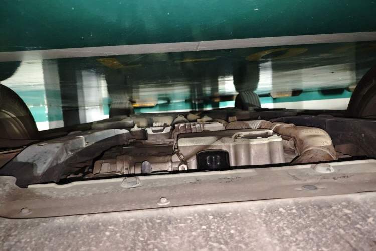 Used Buick Envision 2017 28T Four-Wheel Drive Elite Model Chassis Front