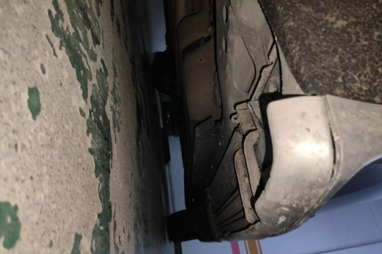 Used Buick Envision 2017 20T Two-Wheel Drive Leading Version Chassis Front Left