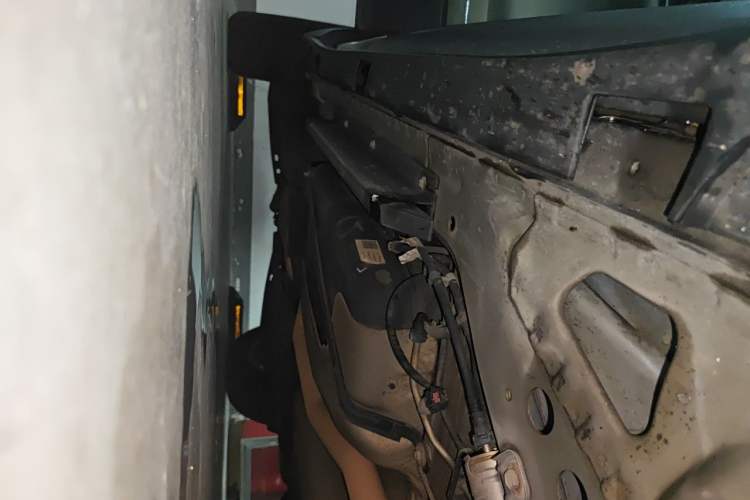 Used Buick Envision 2017 20T Two-Wheel Drive Leading Version Chassis Front Right