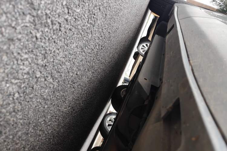 Used Buick Envision 2017 20T Two-Wheel Drive Elite Version Chassis Front Right