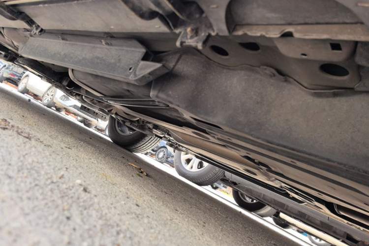 Used Buick Envision 2017 28T Four-Wheel Drive Luxury Model Chassis Rear Left