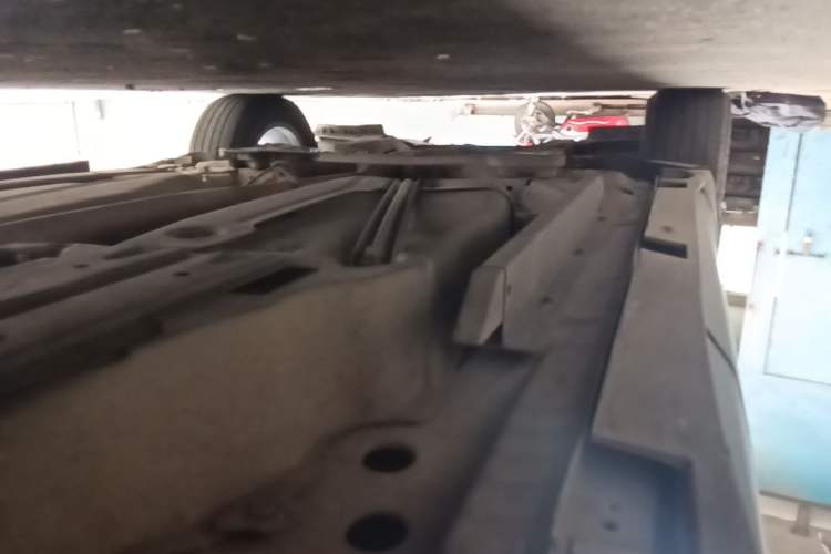 Used Buick Envision 2017 20T Two-Wheel Drive Elite Version Chassis Rear Left