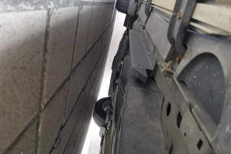 Used Buick Envision 2017 28T Four-Wheel Drive Luxury Model Chassis Rear Left