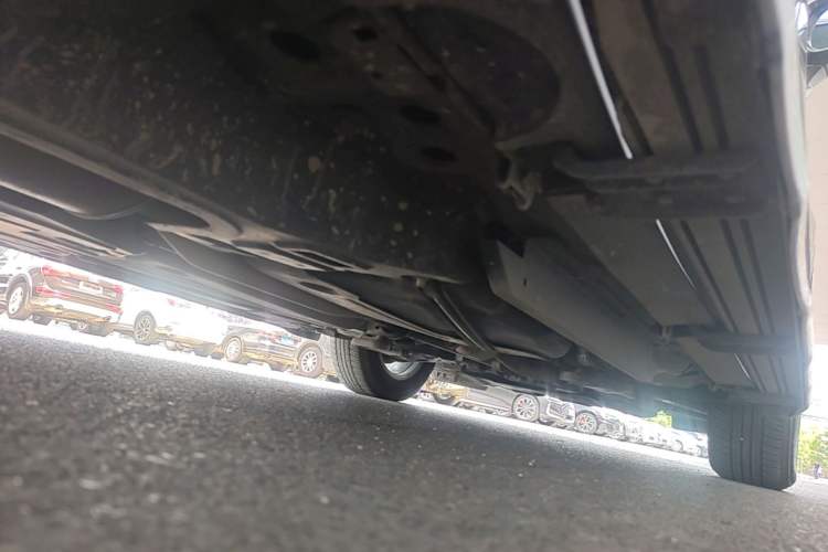 Used Buick Envision 2017 28T Four-Wheel Drive Elite Model Chassis Rear Right
