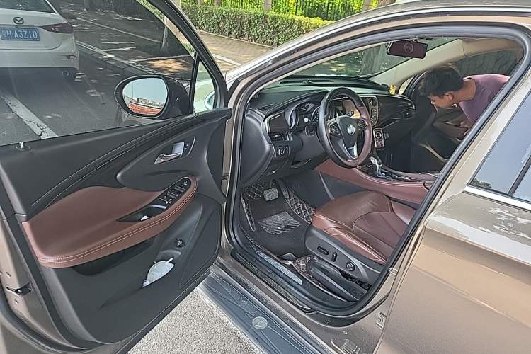 Used Buick Envision 2017 20T Two-Wheel Drive Luxury Model Driver Seat