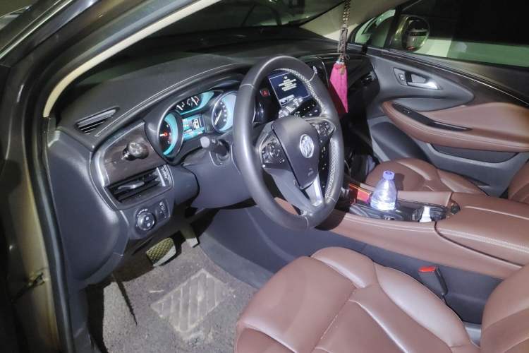 Used Buick Envision 2017 28T Four-Wheel Drive Luxury Model Driver Seat